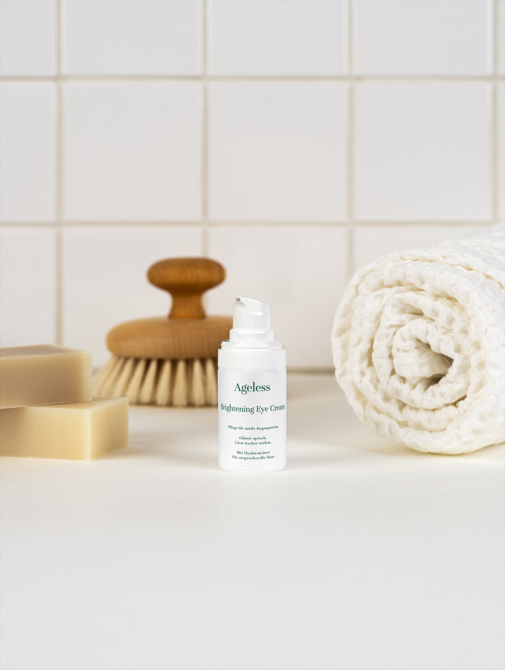 Strahlende Augencreme